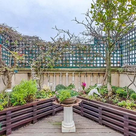 Le Boursault - Stunning Penthouse, Terrace, Parking Appartement Parijs