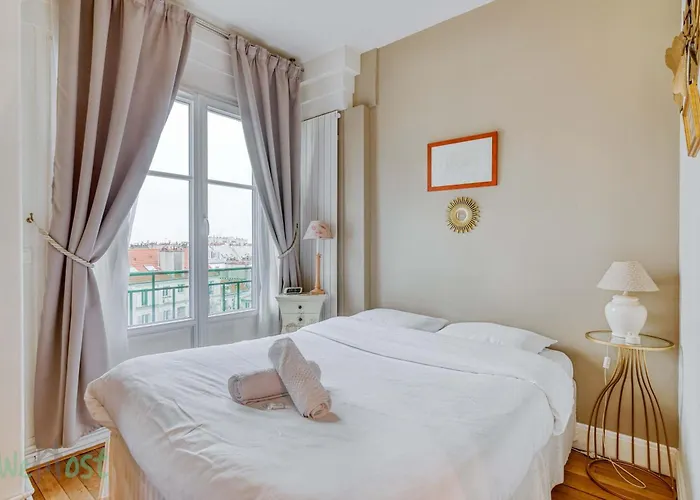 Le Boursault - Stunning Penthouse, Terrace, Parking Paris