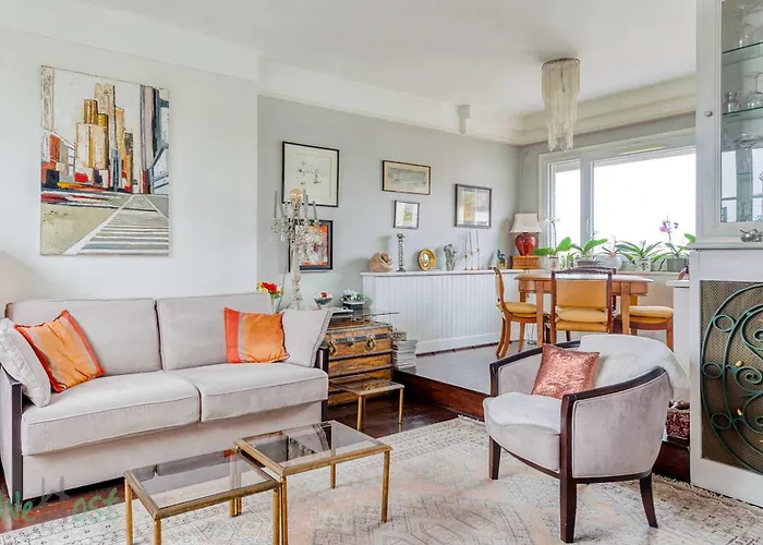 Lägenhet Le Boursault - Stunning Penthouse, Terrace, Parking