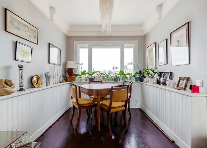 Le Boursault - Stunning Penthouse, Terrace, Parking Lägenhet *